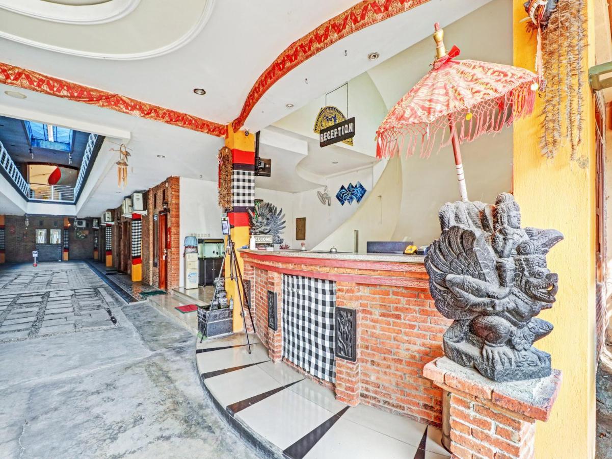Oyo 90408 Hotel Horton Cirebon Εξωτερικό φωτογραφία