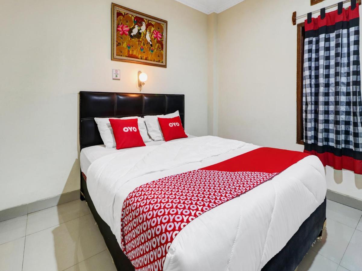 Oyo 90408 Hotel Horton Cirebon Εξωτερικό φωτογραφία