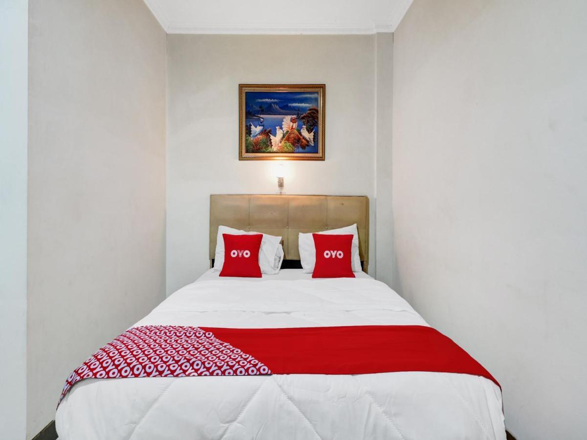 Oyo 90408 Hotel Horton Cirebon Εξωτερικό φωτογραφία