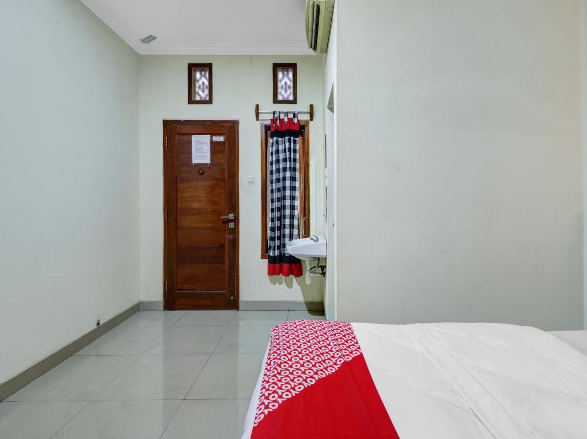 Oyo 90408 Hotel Horton Cirebon Εξωτερικό φωτογραφία