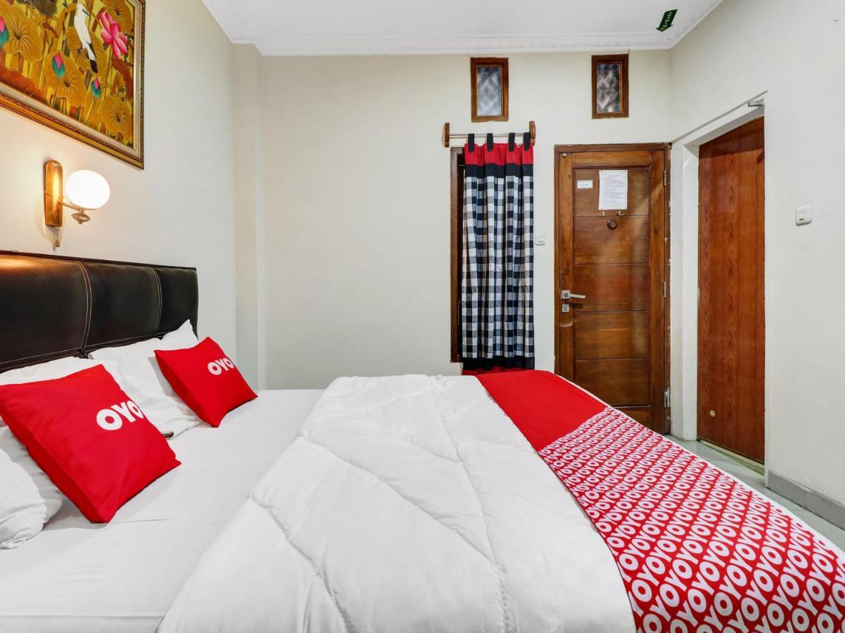 Oyo 90408 Hotel Horton Cirebon Εξωτερικό φωτογραφία